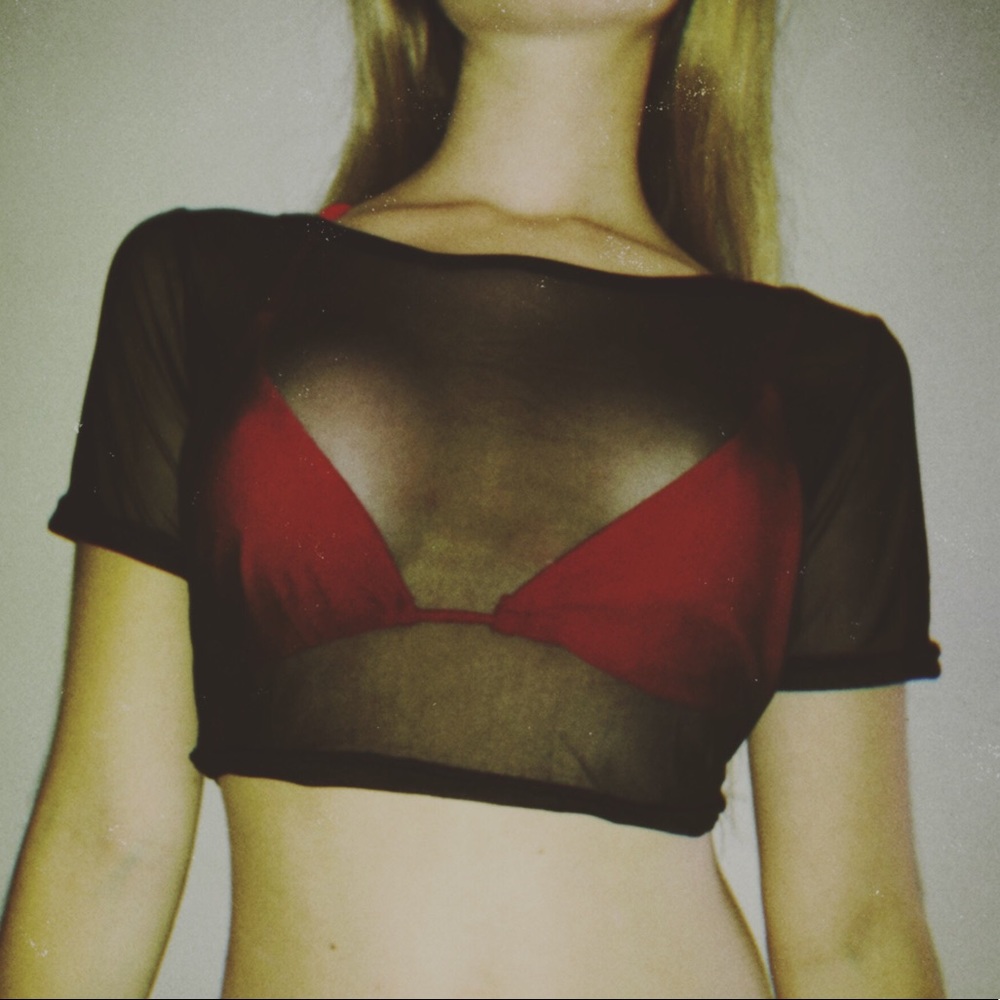 Lumahai swimwear crop mesh shirt